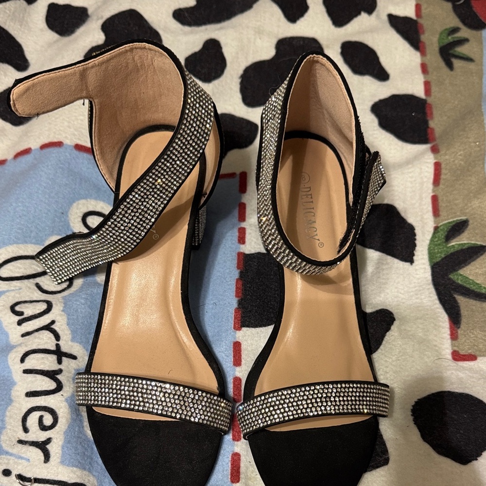 Delicacy Silver Rhinestone Heels - Picture 3 of 8